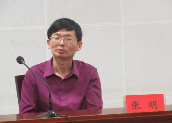 张明书记2102.jpg