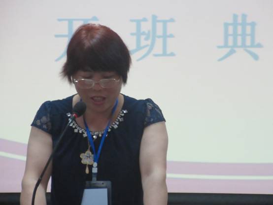 学员代表周芳霞.jpg